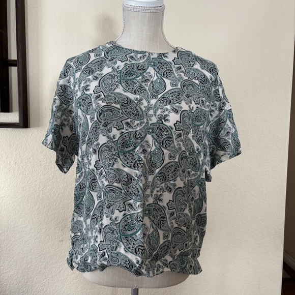 H&M Women's Green Paisley Keyhole Blouse Top - Size 6 - Picture 1 of 6
